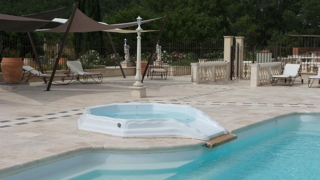 Hotel Bastide De Mazan Riez Exterior foto